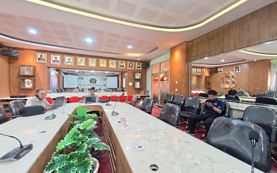 Meeting Chamber, Rostrum Side